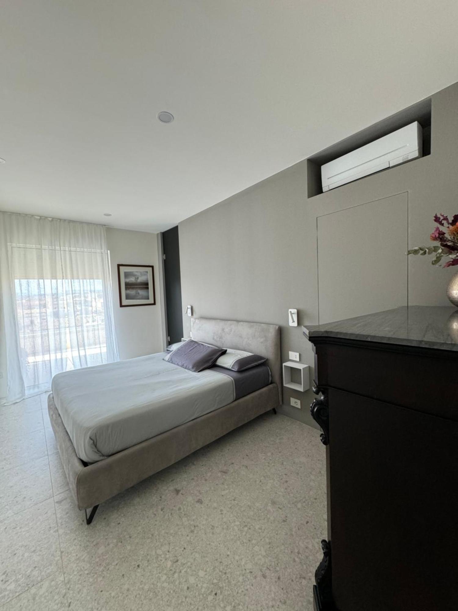 Bed and Breakfast La Terrazza Sul Porto Syracuse Екстер'єр фото