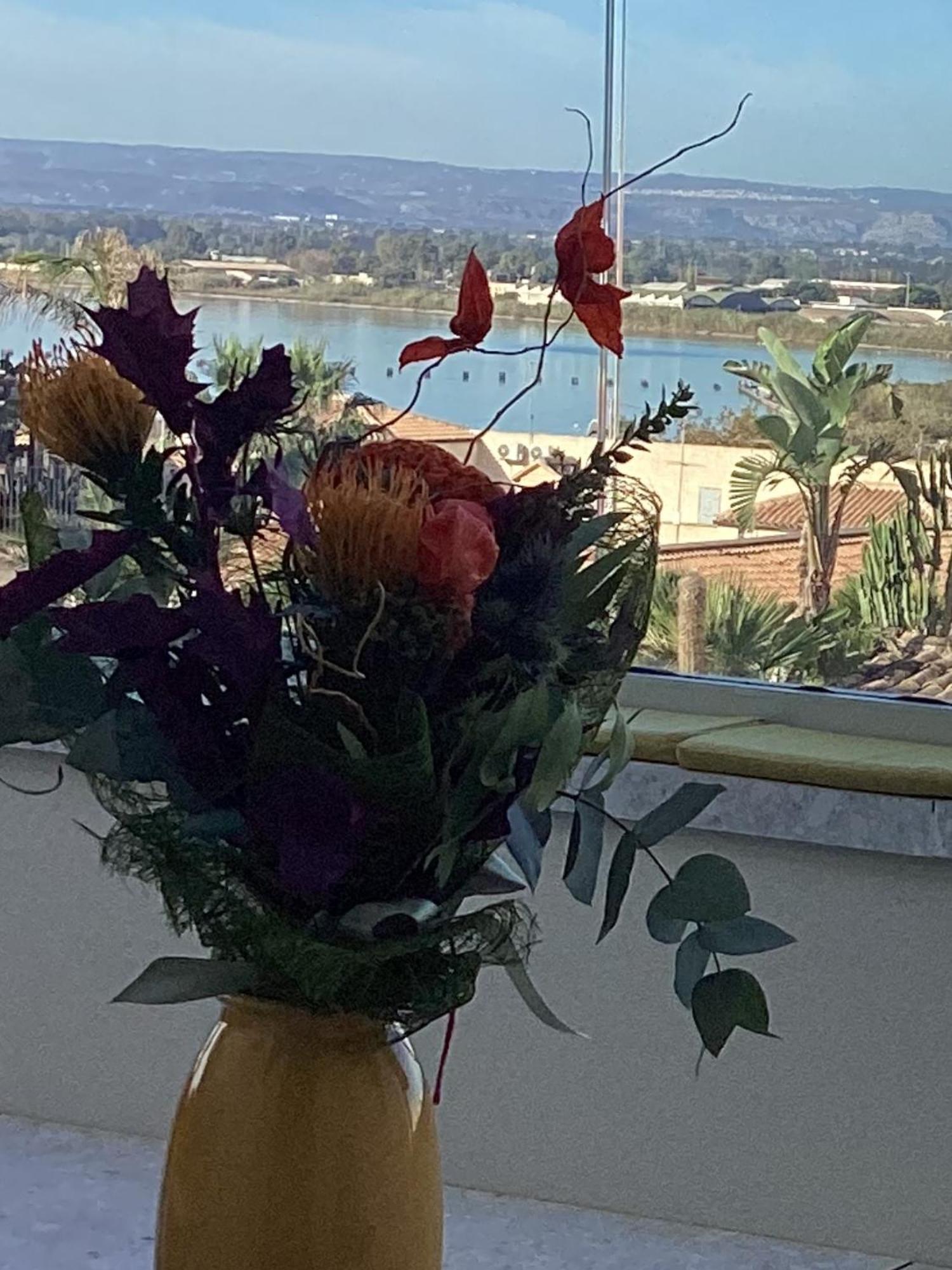 Bed and Breakfast La Terrazza Sul Porto Syracuse Екстер'єр фото