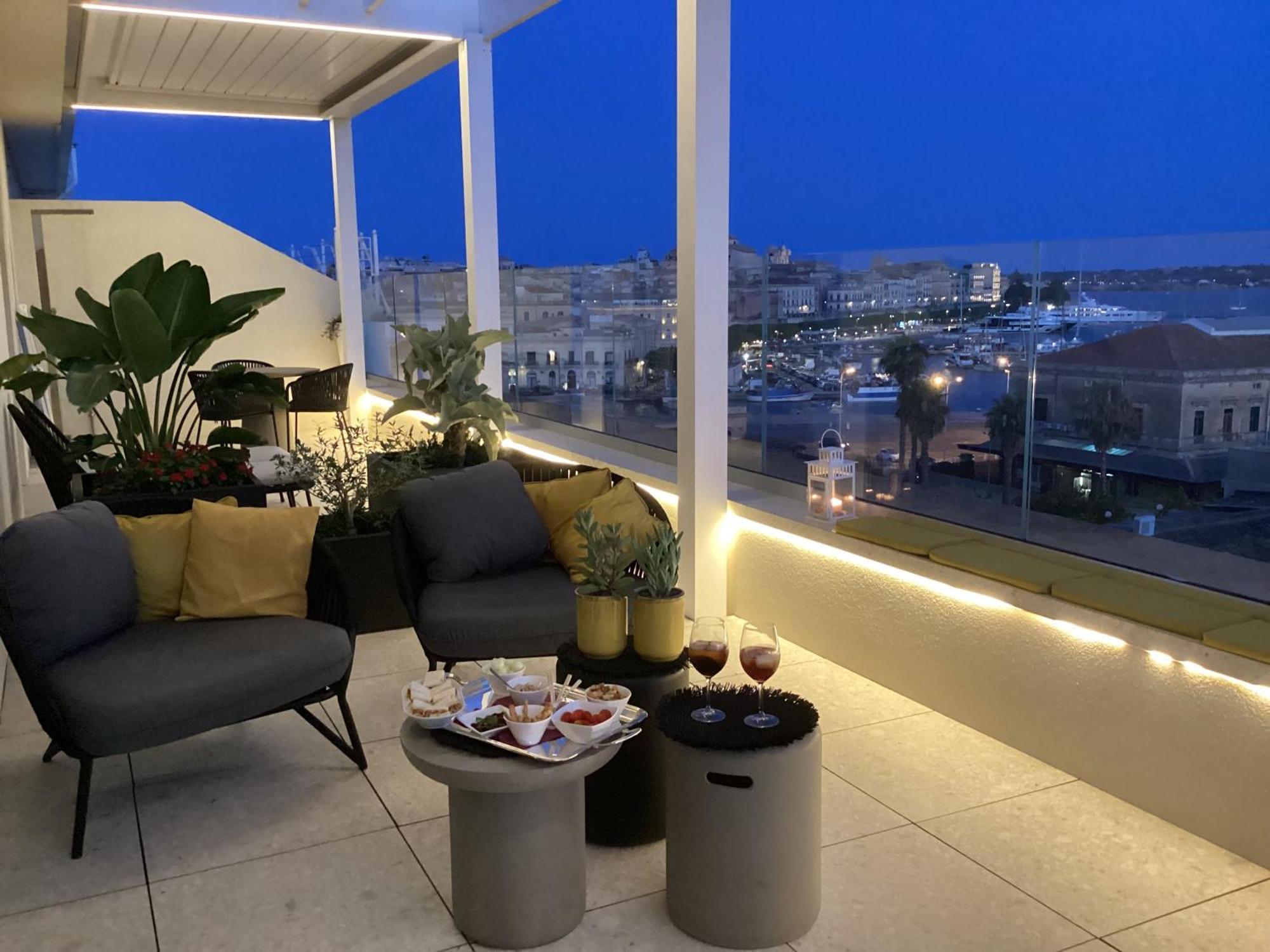 Bed and Breakfast La Terrazza Sul Porto Syracuse Екстер'єр фото