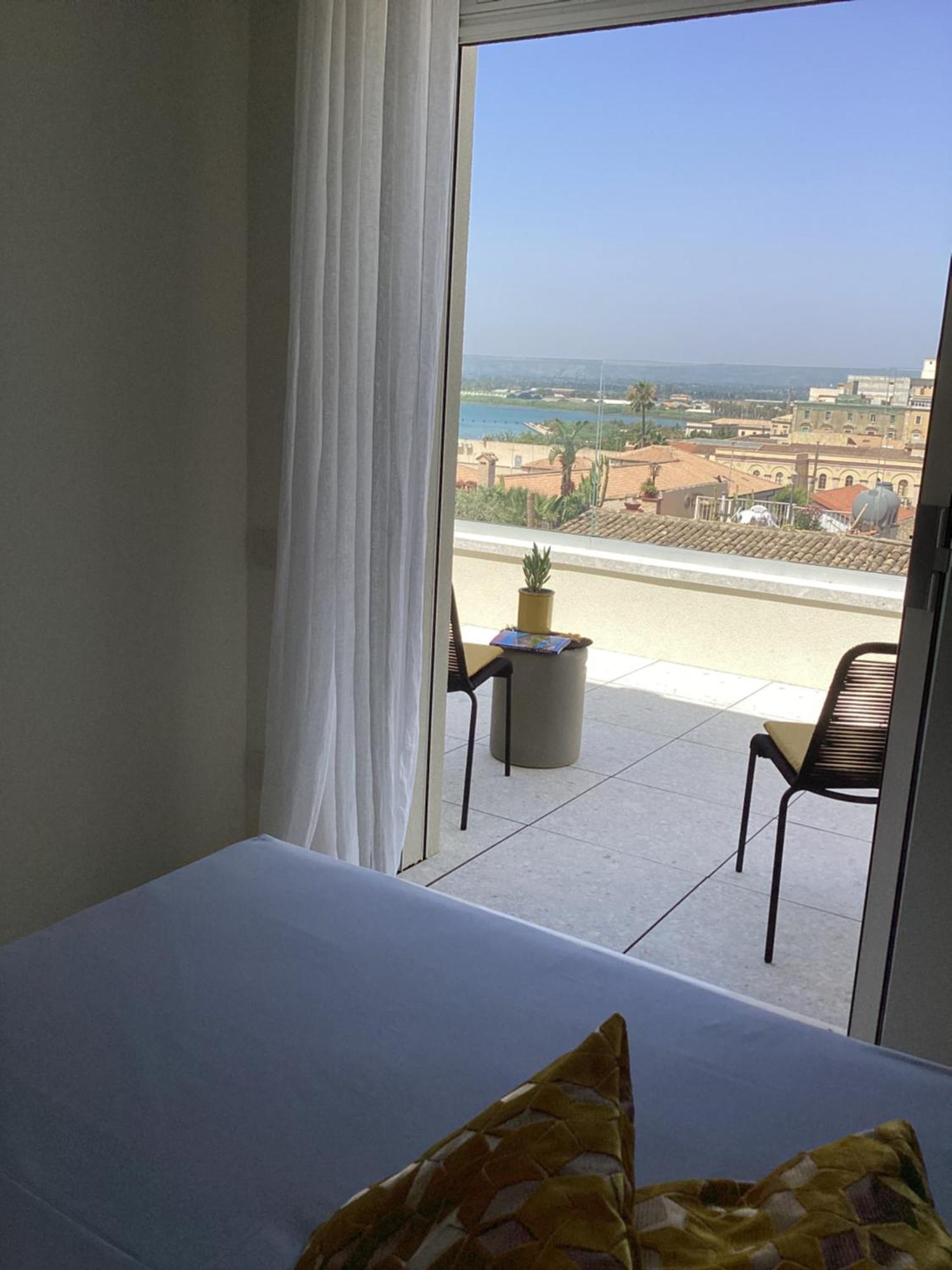 Bed and Breakfast La Terrazza Sul Porto Syracuse Екстер'єр фото